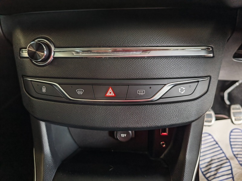 Peugeot 308 Hatchback 1.6 Hdi Gt Line Euro 5 Ss 20151 Blue #18