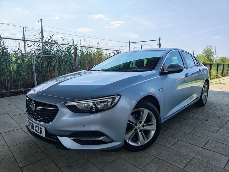 Vauxhall Insignia Grand Sport Tech Line Silver #3