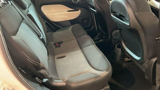 Fiat 500L 500L Easy Red #8