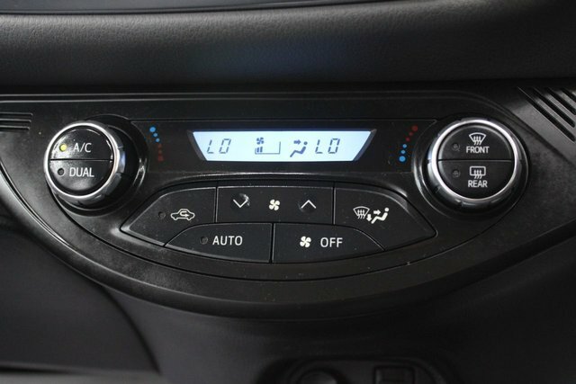 Toyota Yaris Hatchback Blue #33
