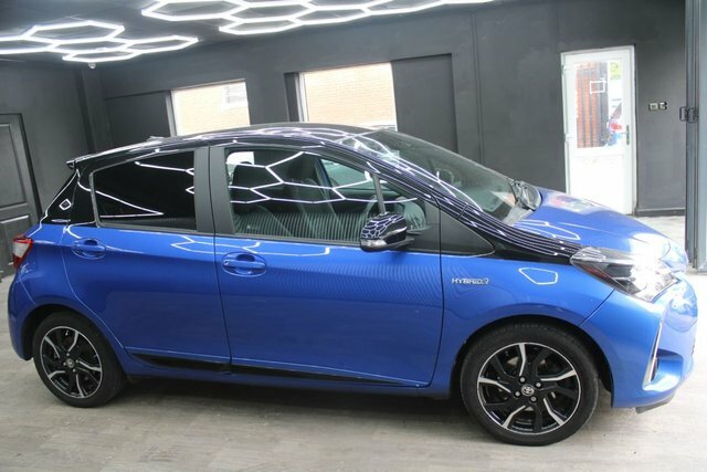 Toyota Yaris 1.5 Vvt-h Blue Bi-tone Hatchback Hybrid Blue #5