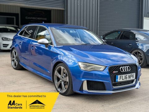 Audi RS3 2.5 Tfsi Sportback Blue