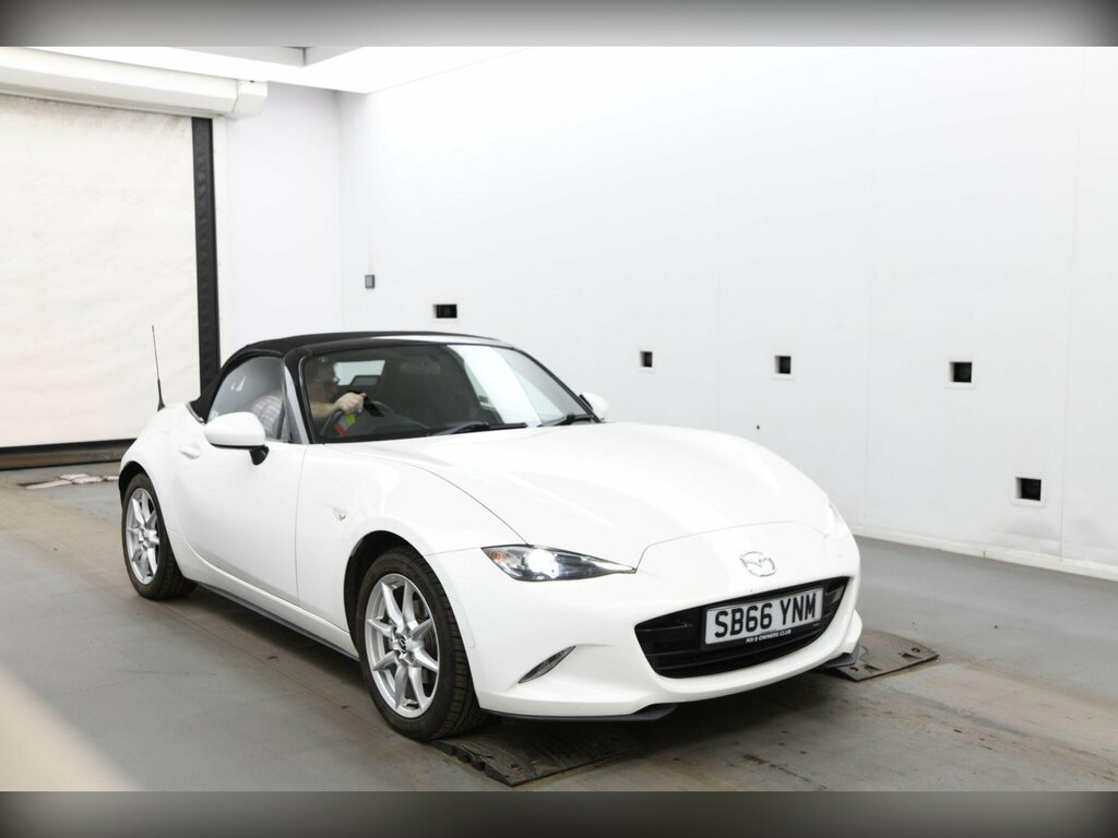 Mazda MX-5 1.5 Skyactiv-g Se Euro 6 White