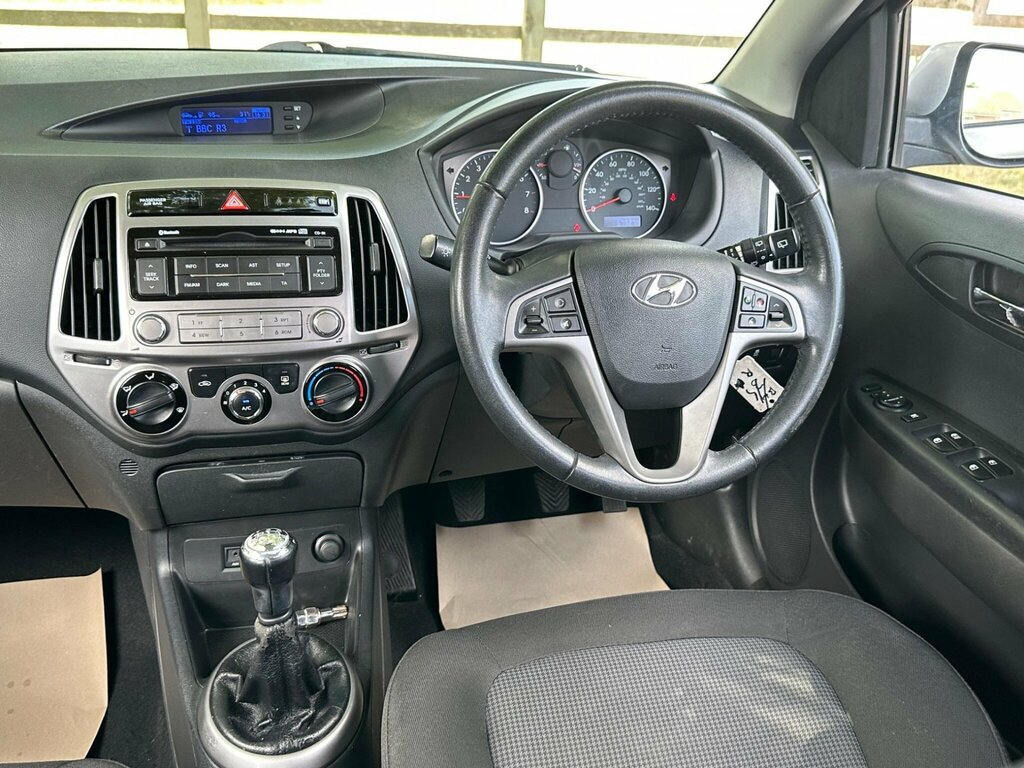 Hyundai I20 Active Black #14