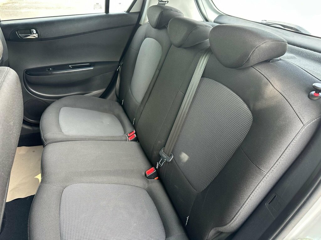 Hyundai I20 Active Black #22