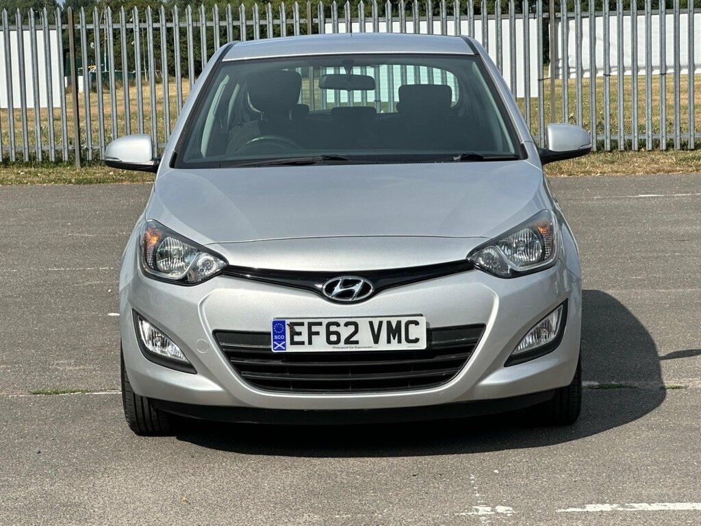 Hyundai I20 1.2 Active Euro 5 Silver #2