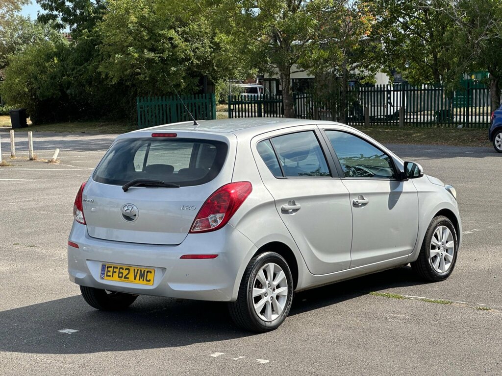 Hyundai I20 Active Black #10