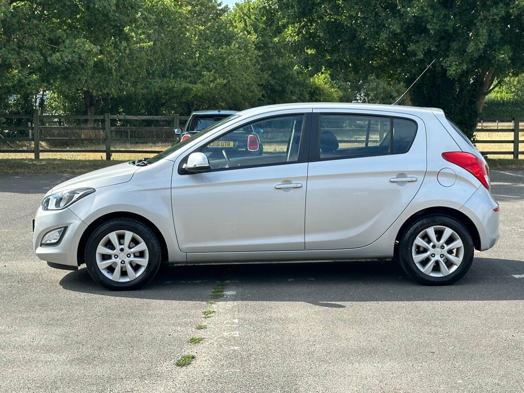 Hyundai I20 Active Black #7