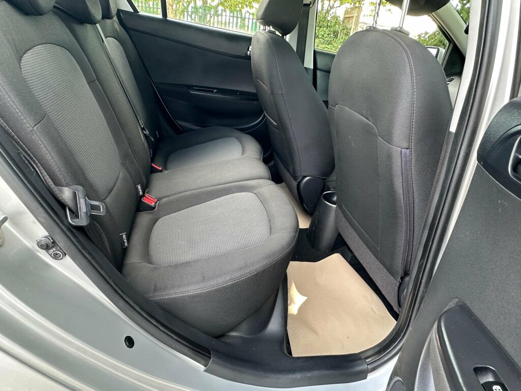 Hyundai I20 Active Black #25