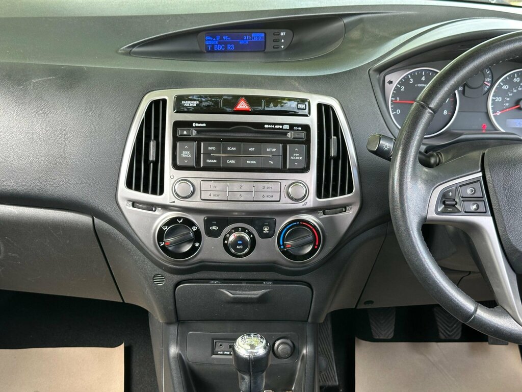 Hyundai I20 Active Black #17