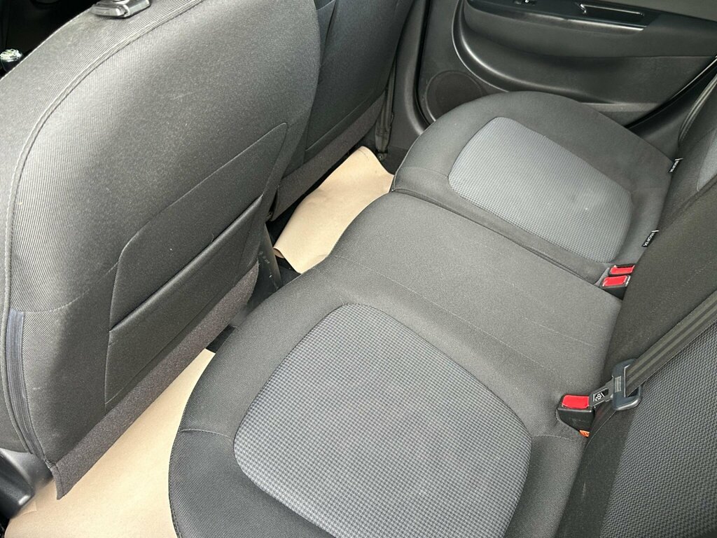 Hyundai I20 Active Black #23