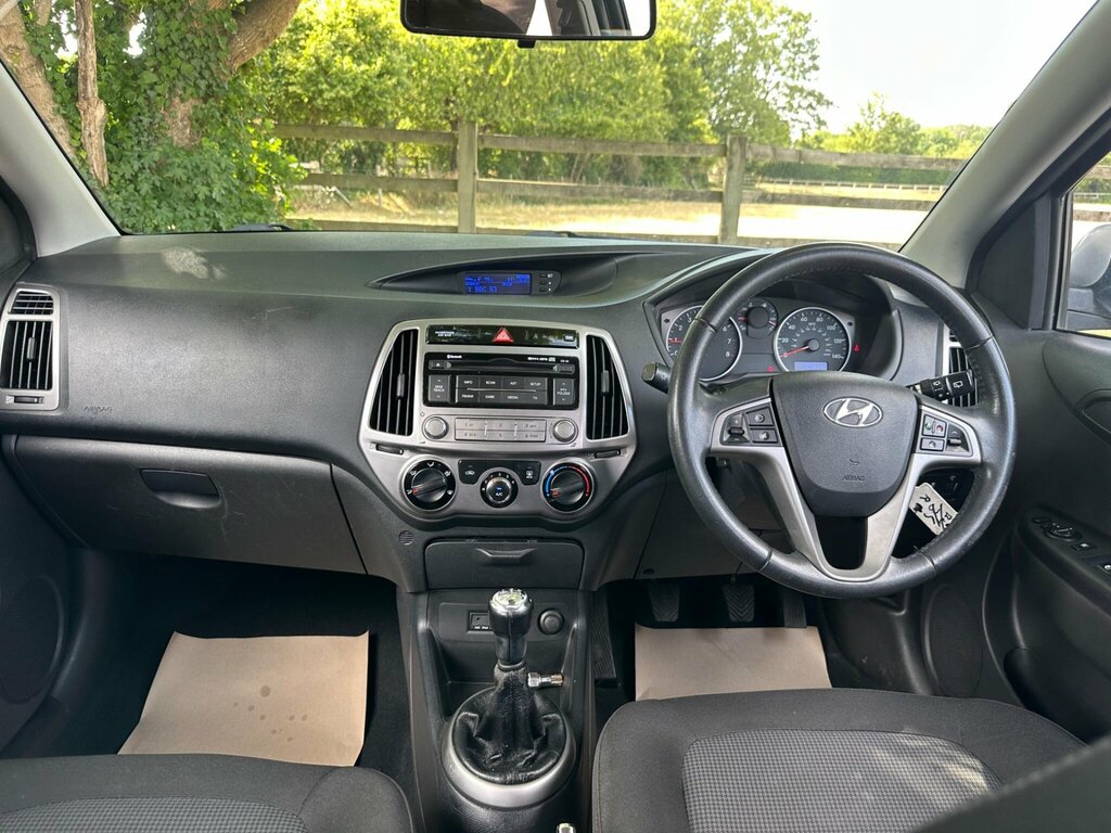 Hyundai I20 Active Black #15