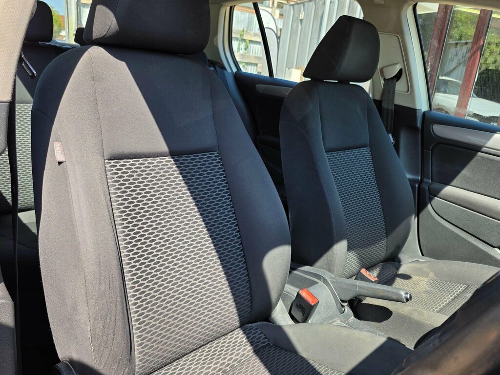 Volkswagen Golf S Silver #9