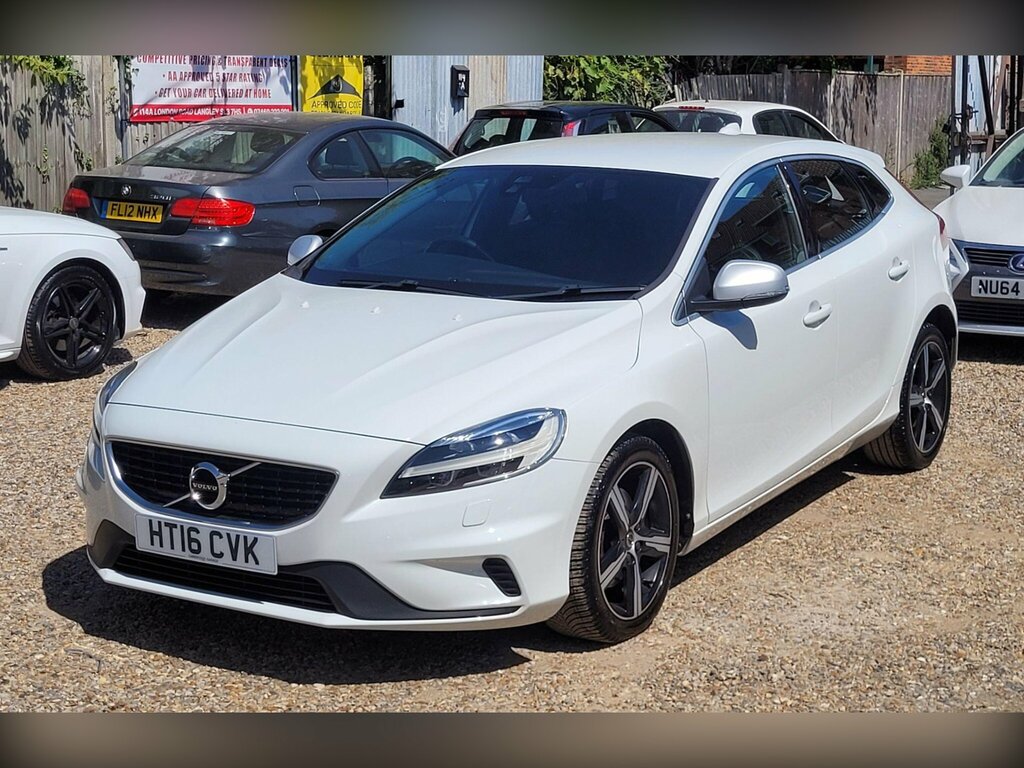 Volvo V40 2.0 T2 R-design Euro 6 Ss HT16CVK White #5