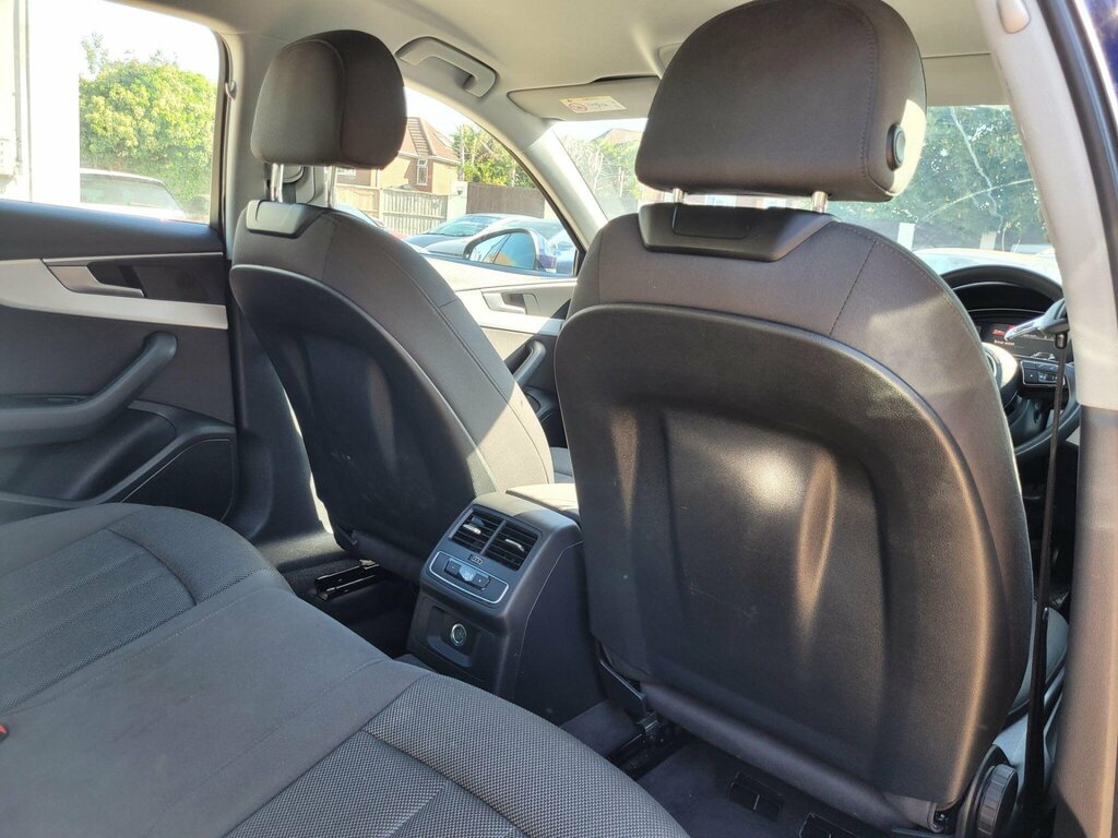 Audi A4 35 Tfsi Black Edition S Tronic Blue #9