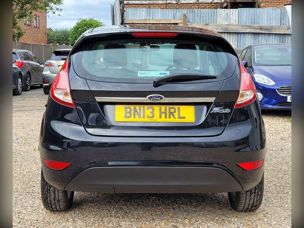 Ford Fiesta 1.3 Style Red #14