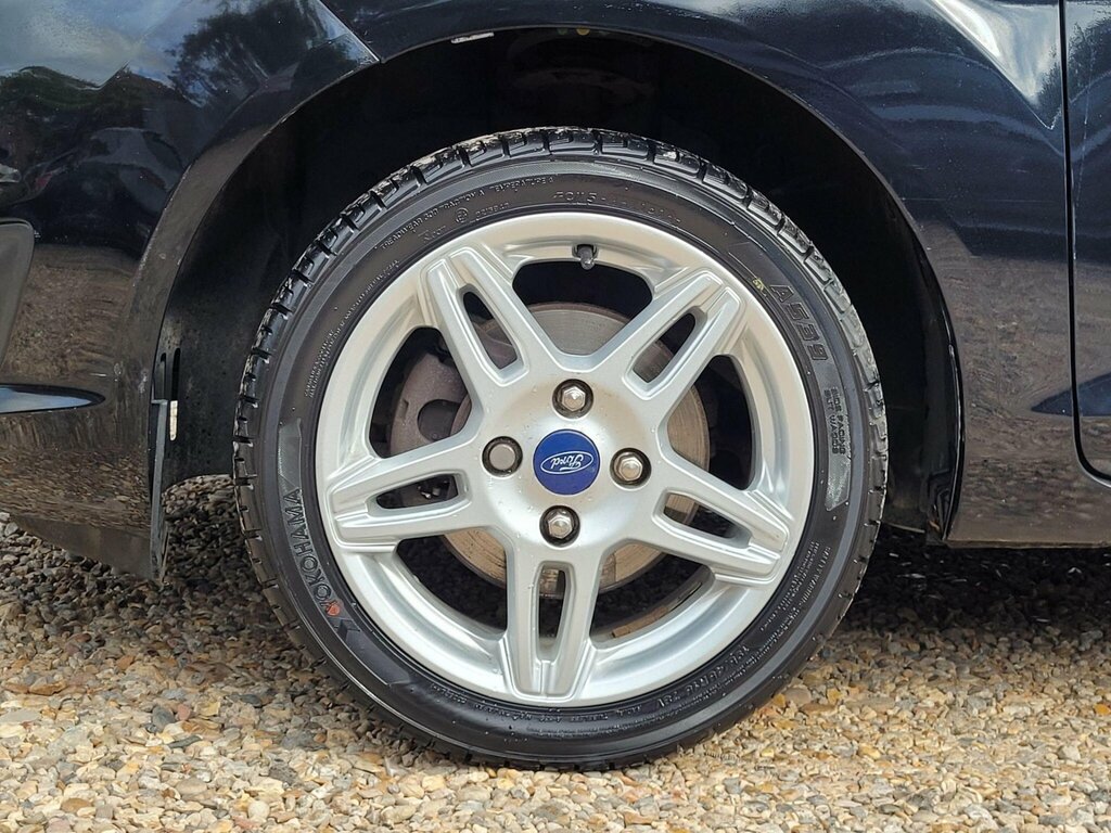 Ford Fiesta 1.3 Style Red #18