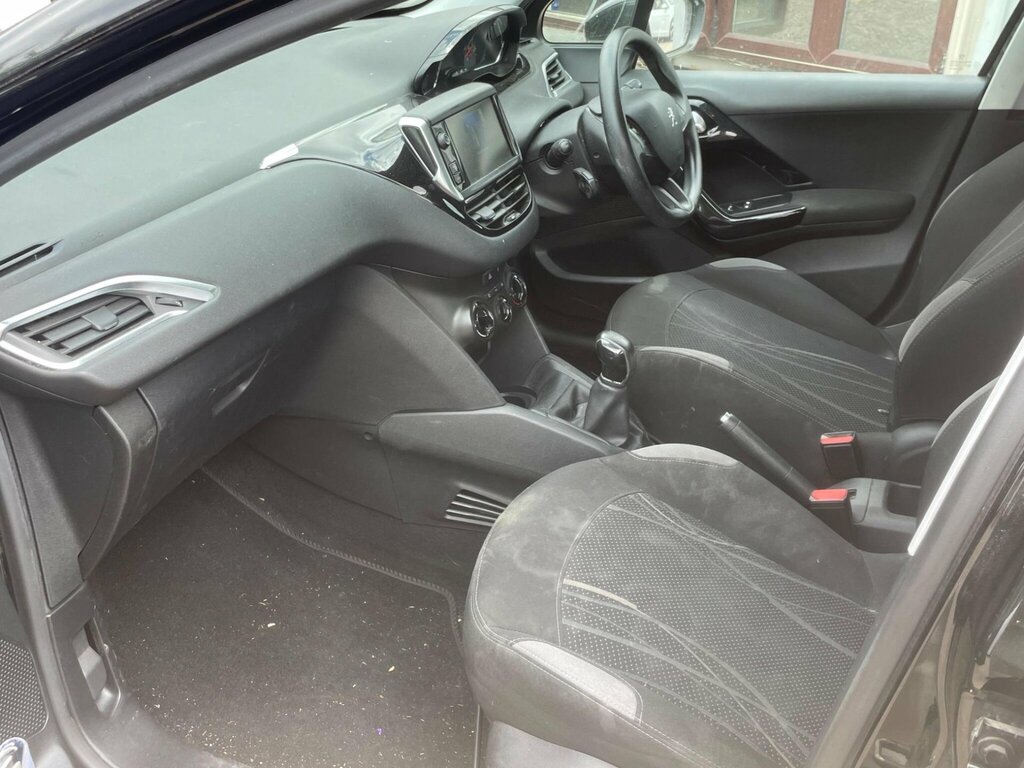 Peugeot 208 2013 13 Active #9