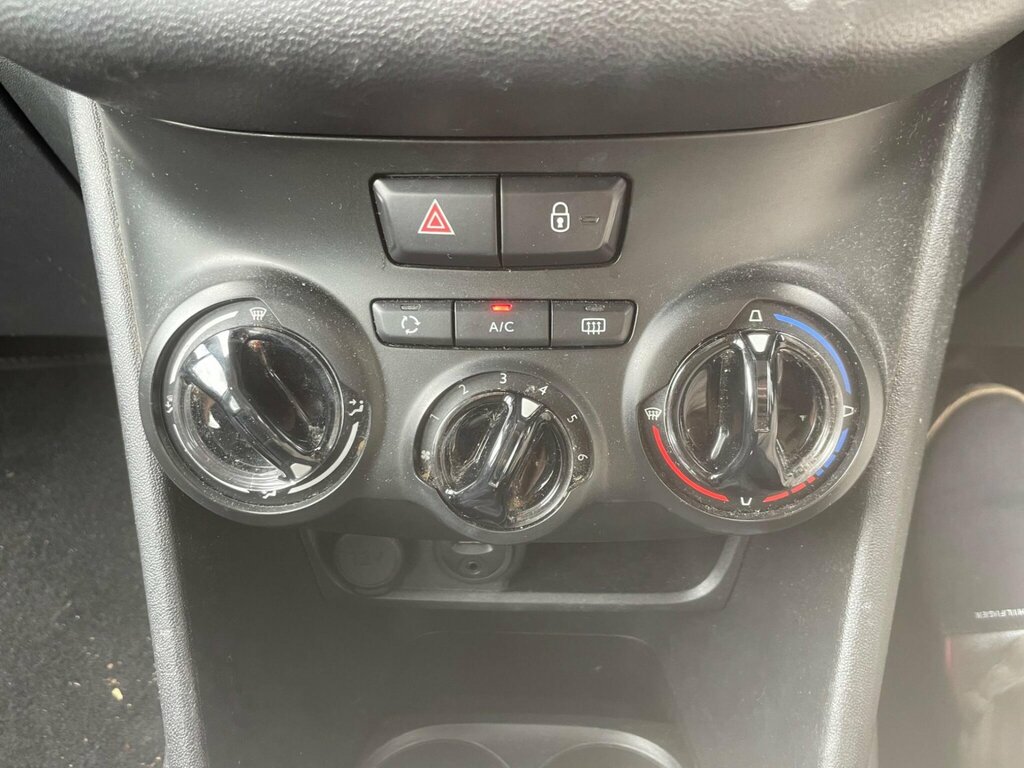 Peugeot 208 2013 13 Active #15