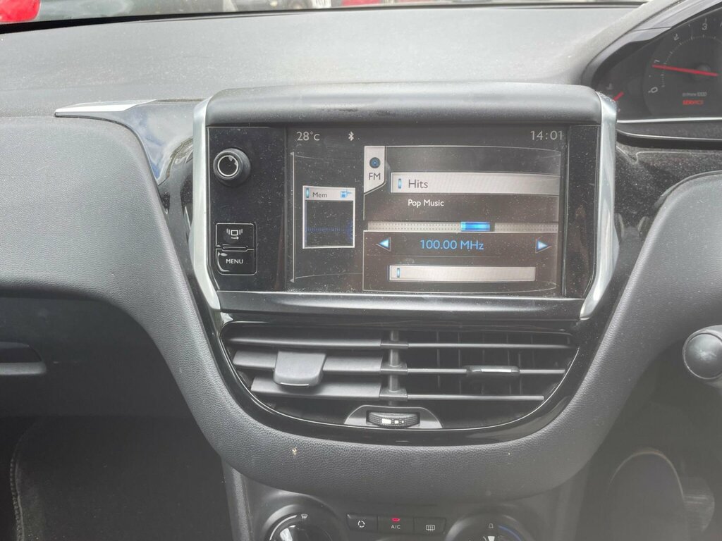 Peugeot 208 2013 13 Active #14