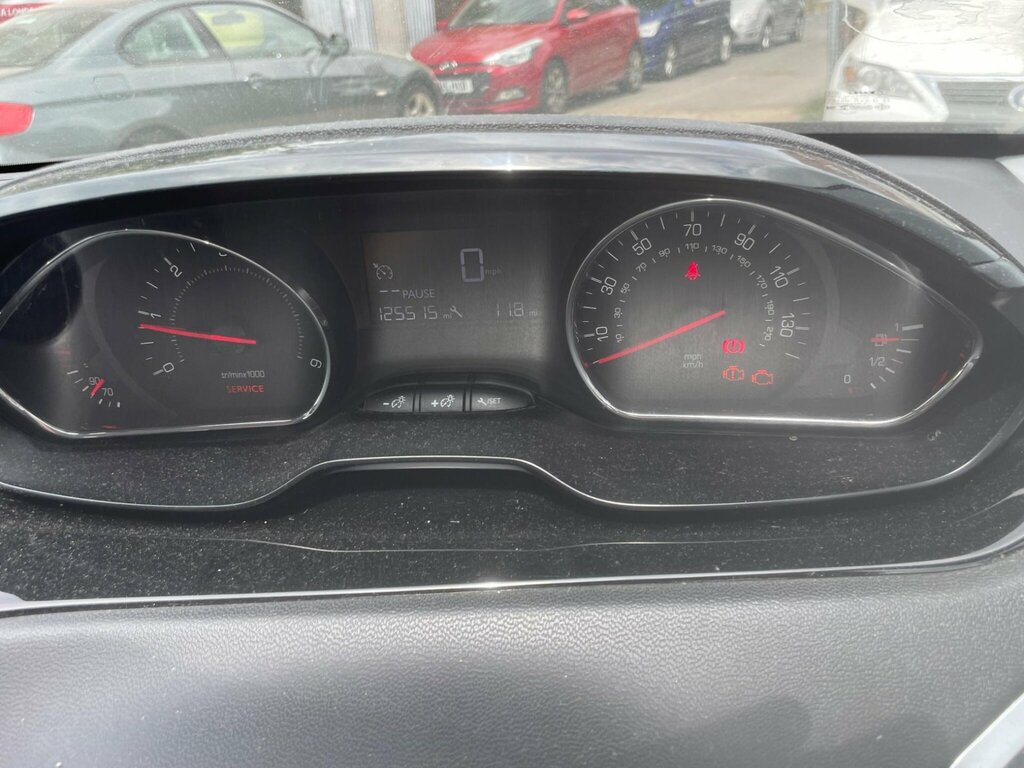 Peugeot 208 2013 13 Active #13