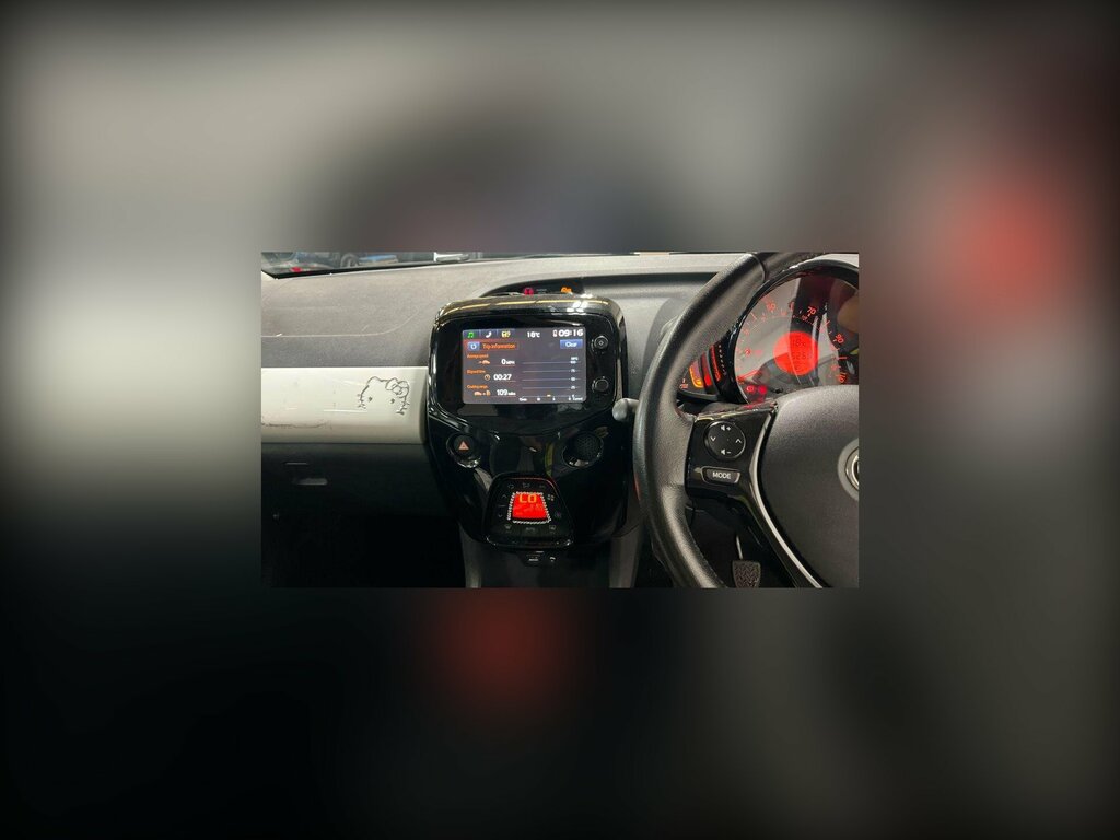 Toyota Aygo Hatchback Red #9