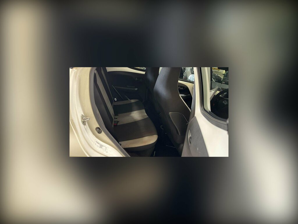 Toyota Aygo 1.0 Vvt-i X-press Euro 6 Safety Sense White #6