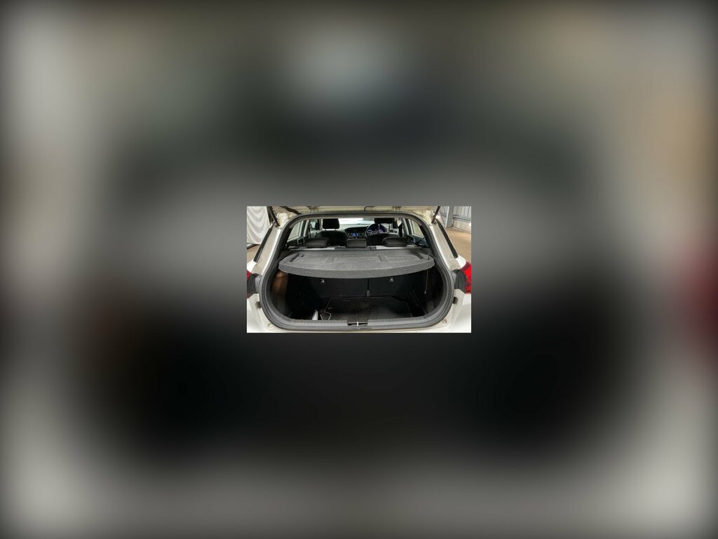 Hyundai I20 1.2 Blue Drive Se Euro 6 Ss White #2