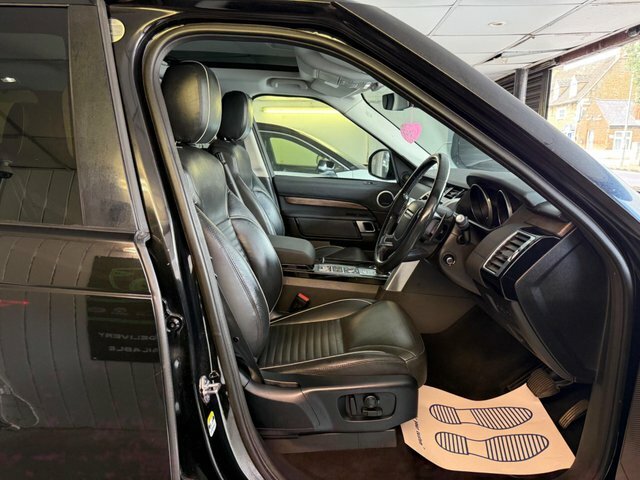 Land Rover Discovery 3 Automatic Black #9