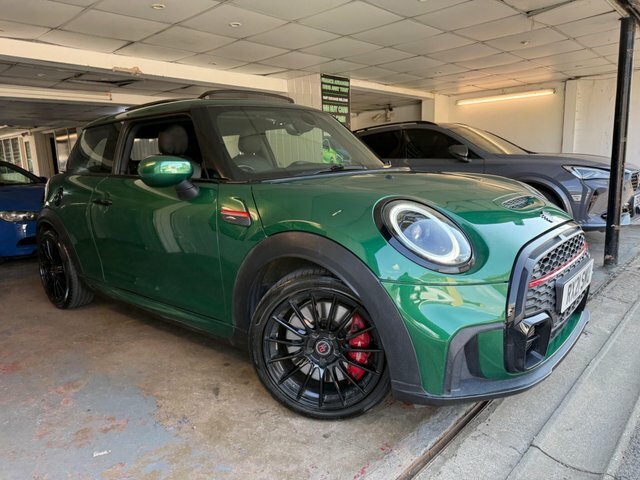 Mini Hatch 2.0 John Cooper Works Euro 6 S S Green
