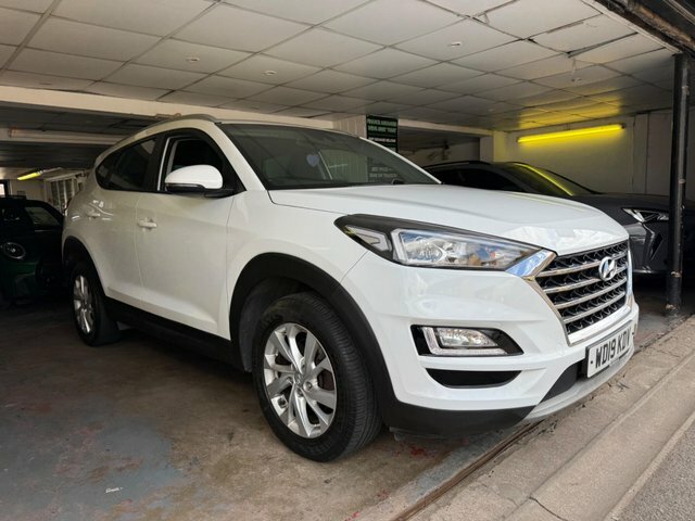 Hyundai Tucson 1.6 Crdi Se Nav Dct Euro 6 S S White #3