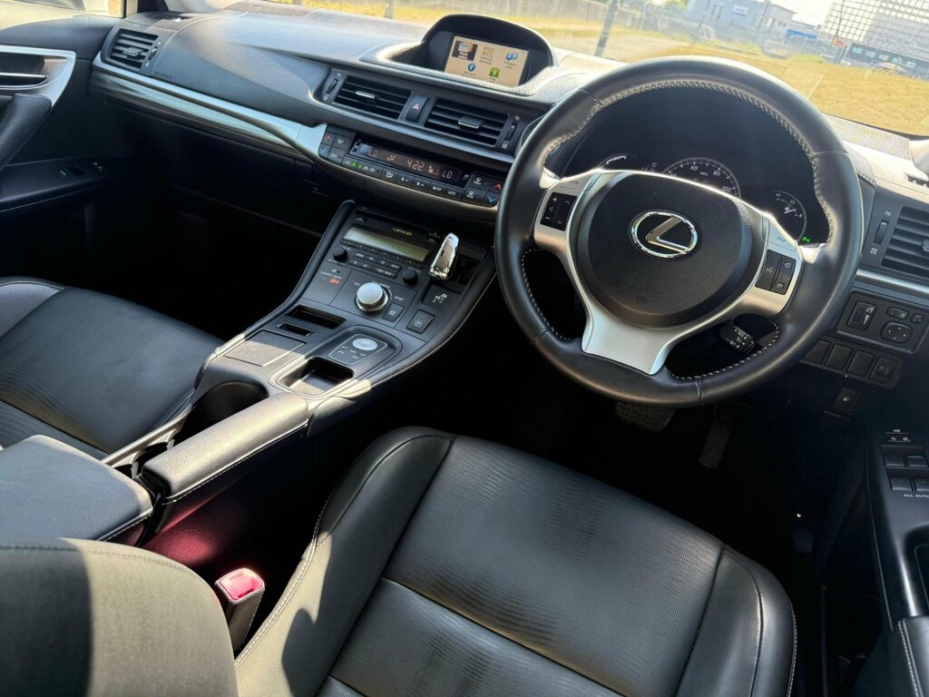 Lexus CT 1.8 200H Advance Cvt Euro 5 Ss White #2