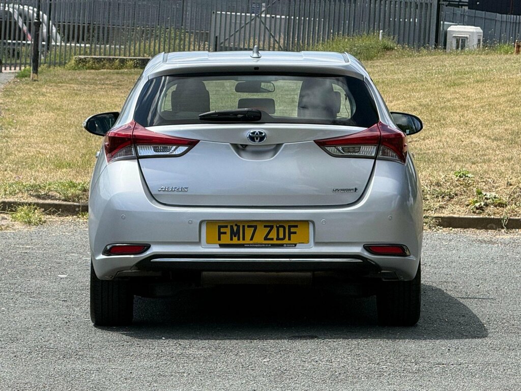 Toyota Auris 1.8 Vvt-h Business Edition Hatchback Hy FM17ZDF Silver #6
