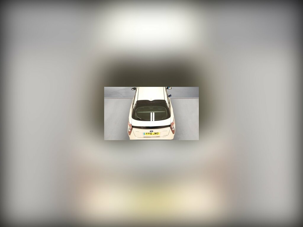 Toyota Prius 1.8 Vvt-h Excel Cvt Euro 6 Ss 15In Alloy White #2