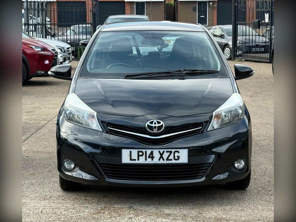 Toyota Yaris 1.33 Dual Vvt-i Icon Plus Euro 5 Black