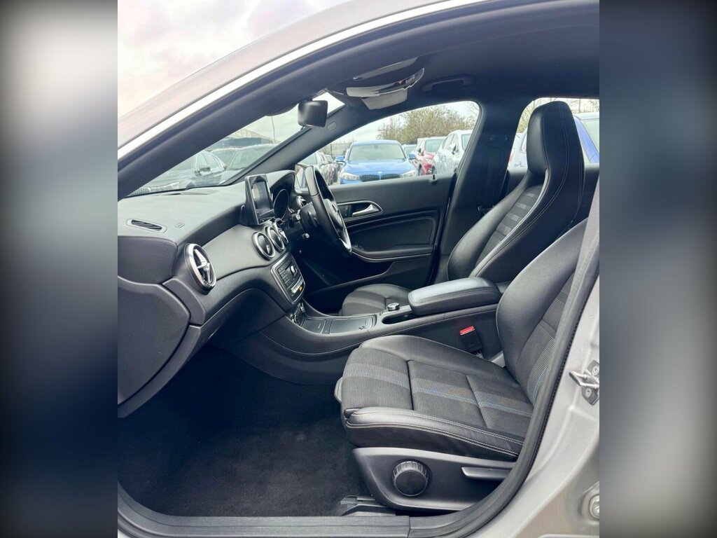 Mercedes-Benz CLA Class 1.6 Cla180 Sport Shooting Brake 7G-dct Euro 6 Ss Silver