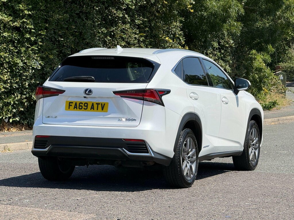 Lexus NX 300H 2.5 Cvt 8 Nav #8