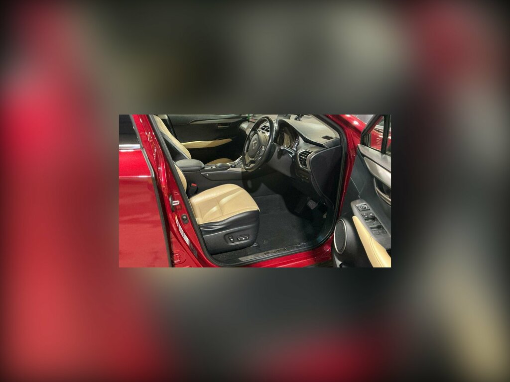 Lexus NX 2.5 300H Luxury Suv Hybrid E-cvt 4Wd Eu Red