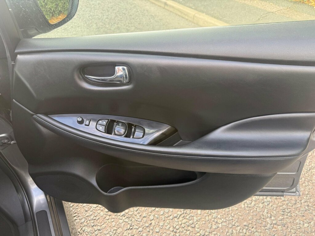 Nissan Leaf Leaf Acenta Black #16