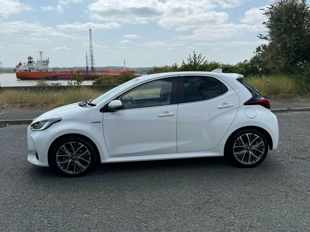 Toyota Yaris 1.5 Vvt-h Excel E-cvt Euro 6 Ss FG21RWW White #5