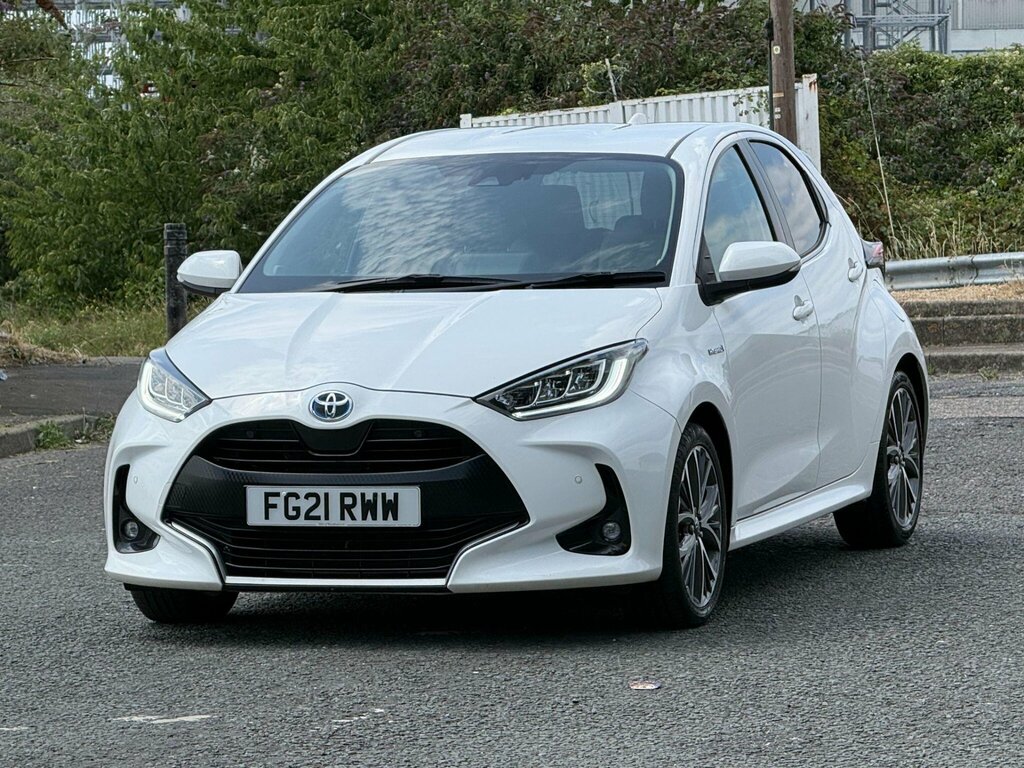 Toyota Yaris 1.5 Vvt-h Excel E-cvt Euro 6 Ss FG21RWW White #3