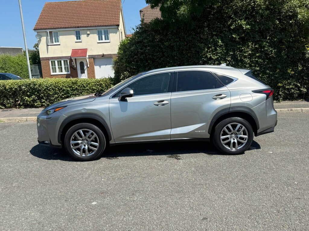 Lexus NX 300H Premier Silver #8