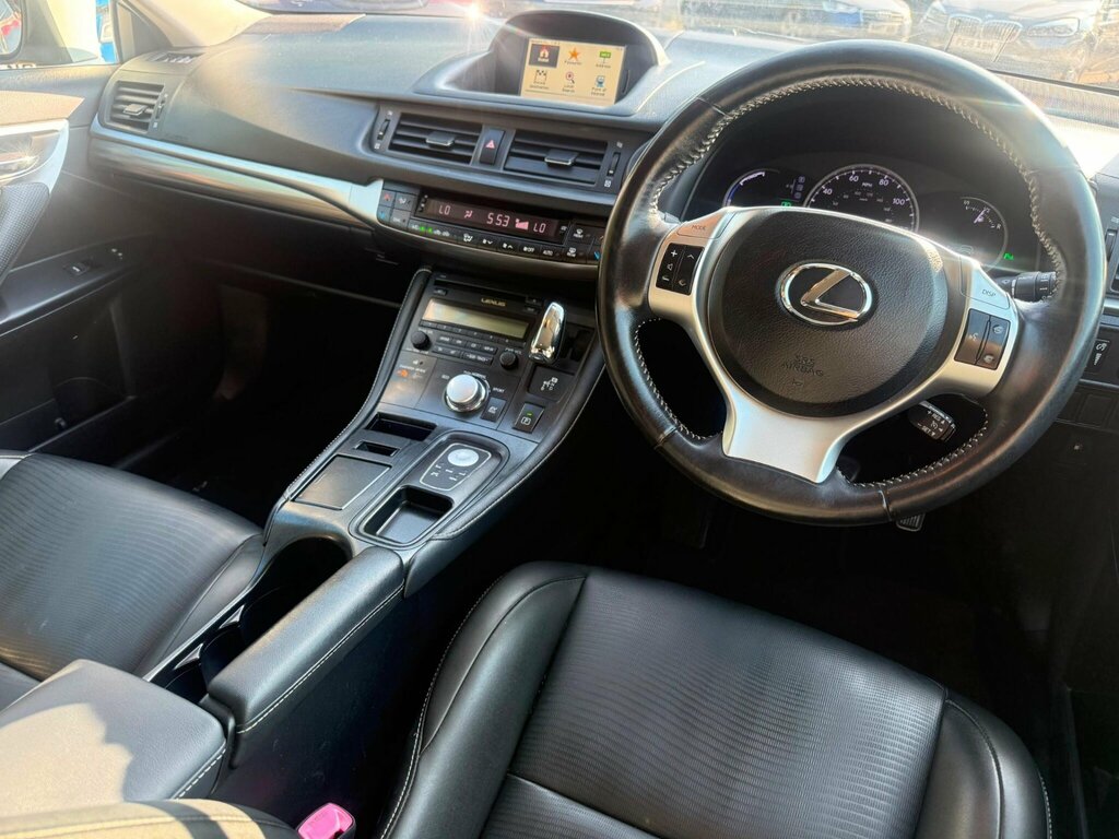 Lexus CT 1.8 200H Advance Hatchback Hybrid Cvt E White #2