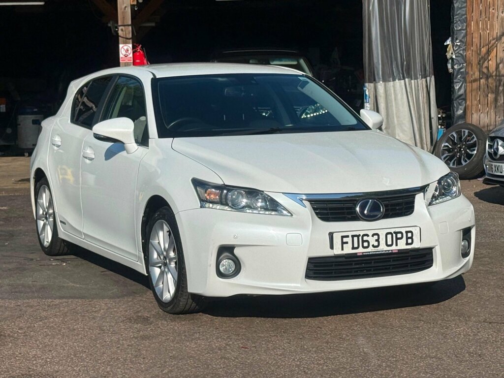 Lexus CT 1.8 200H Advance Hatchback Hybrid Cvt E White