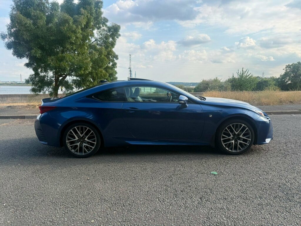Lexus RC F-sport White #7