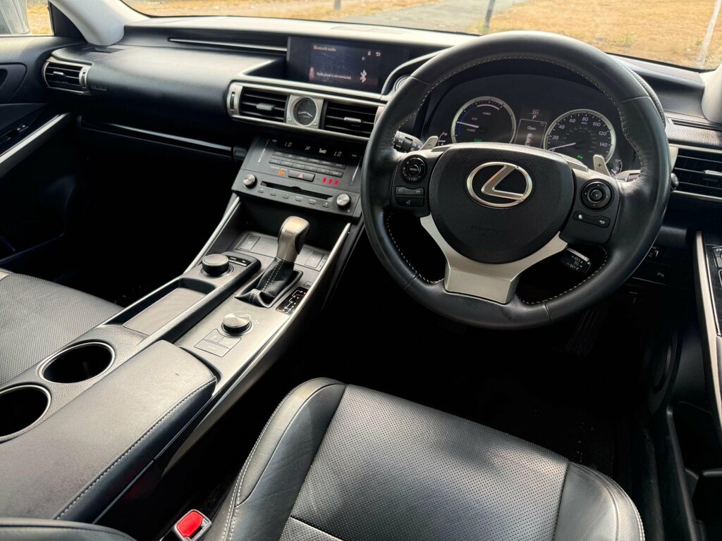 Lexus IS 2.5 300H Executive Edition Saloon Hybri Grey #2