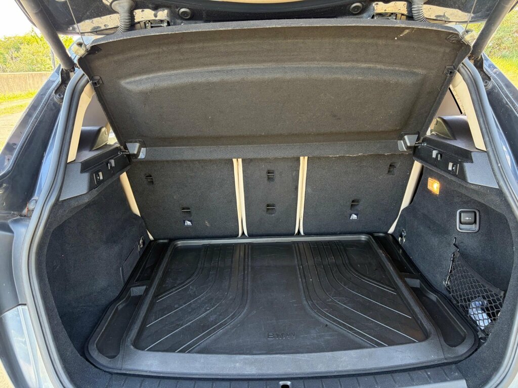BMW 2 Series Active Tourer 225Xe Luxury Active Tourer Black #23