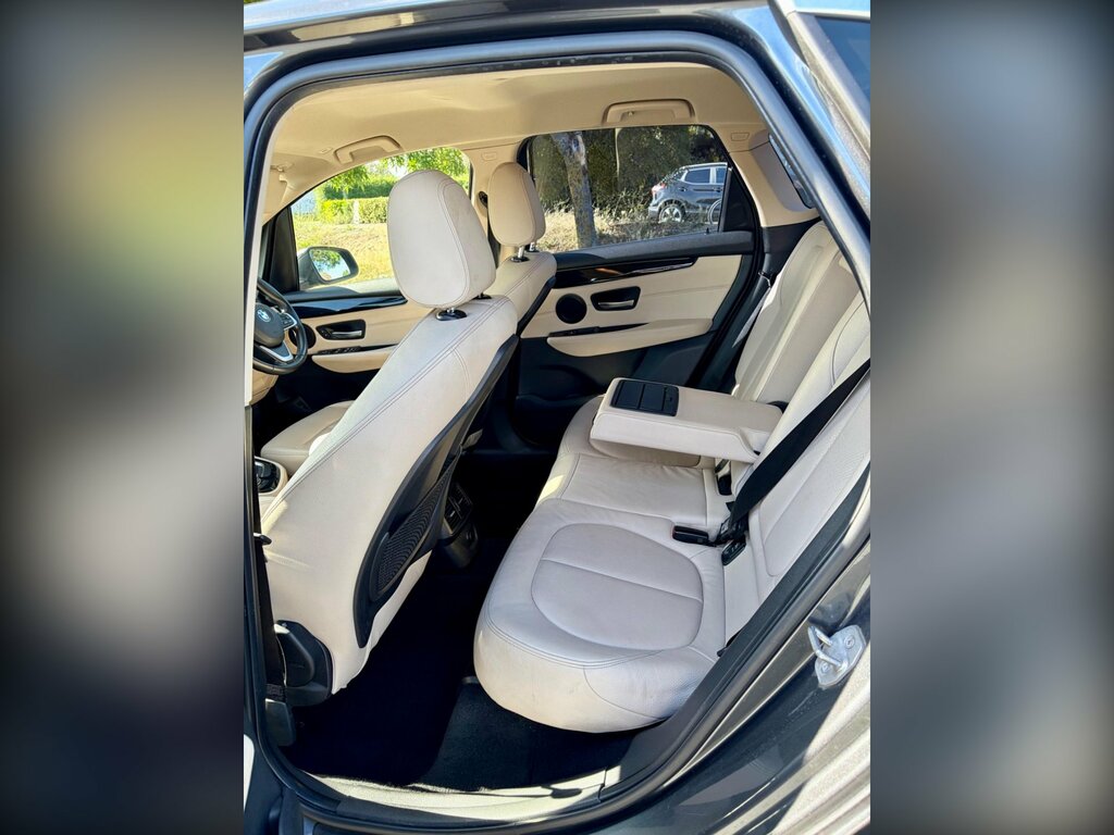 BMW 2 Series Active Tourer 225Xe Luxury Active Tourer Black #13
