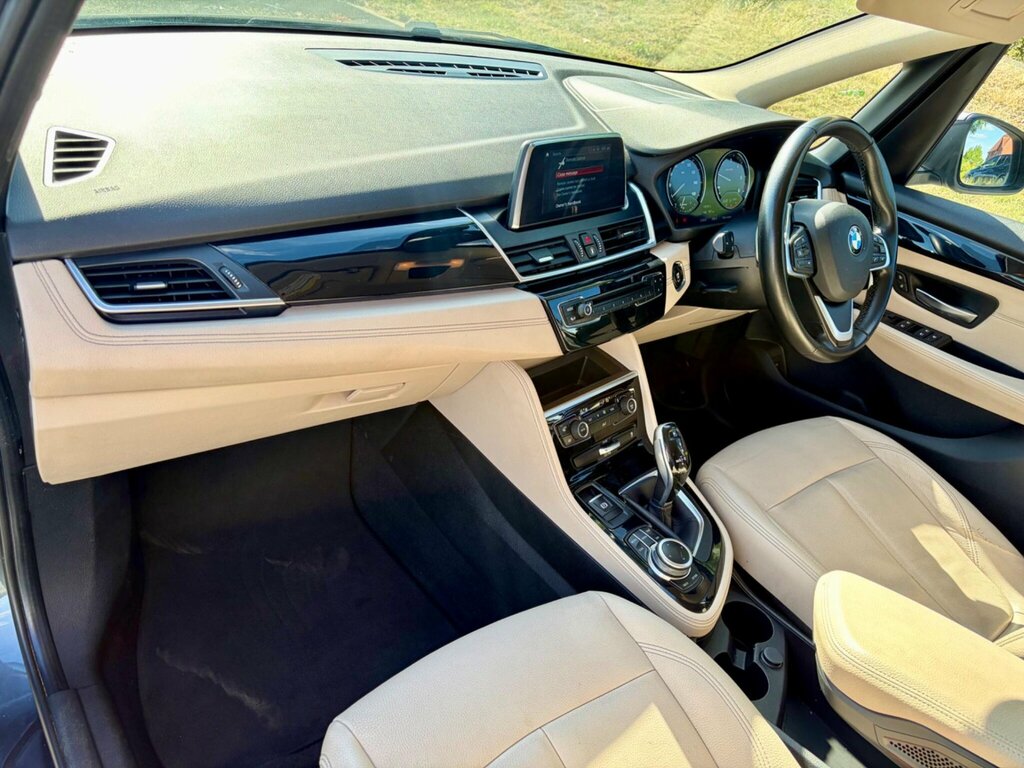 BMW 2 Series Active Tourer 225Xe Luxury Active Tourer Black #10