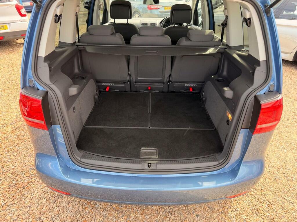 Volkswagen Touran Mpv 1.6 Tdi Se Dsg Euro 5 201313 Silver #15